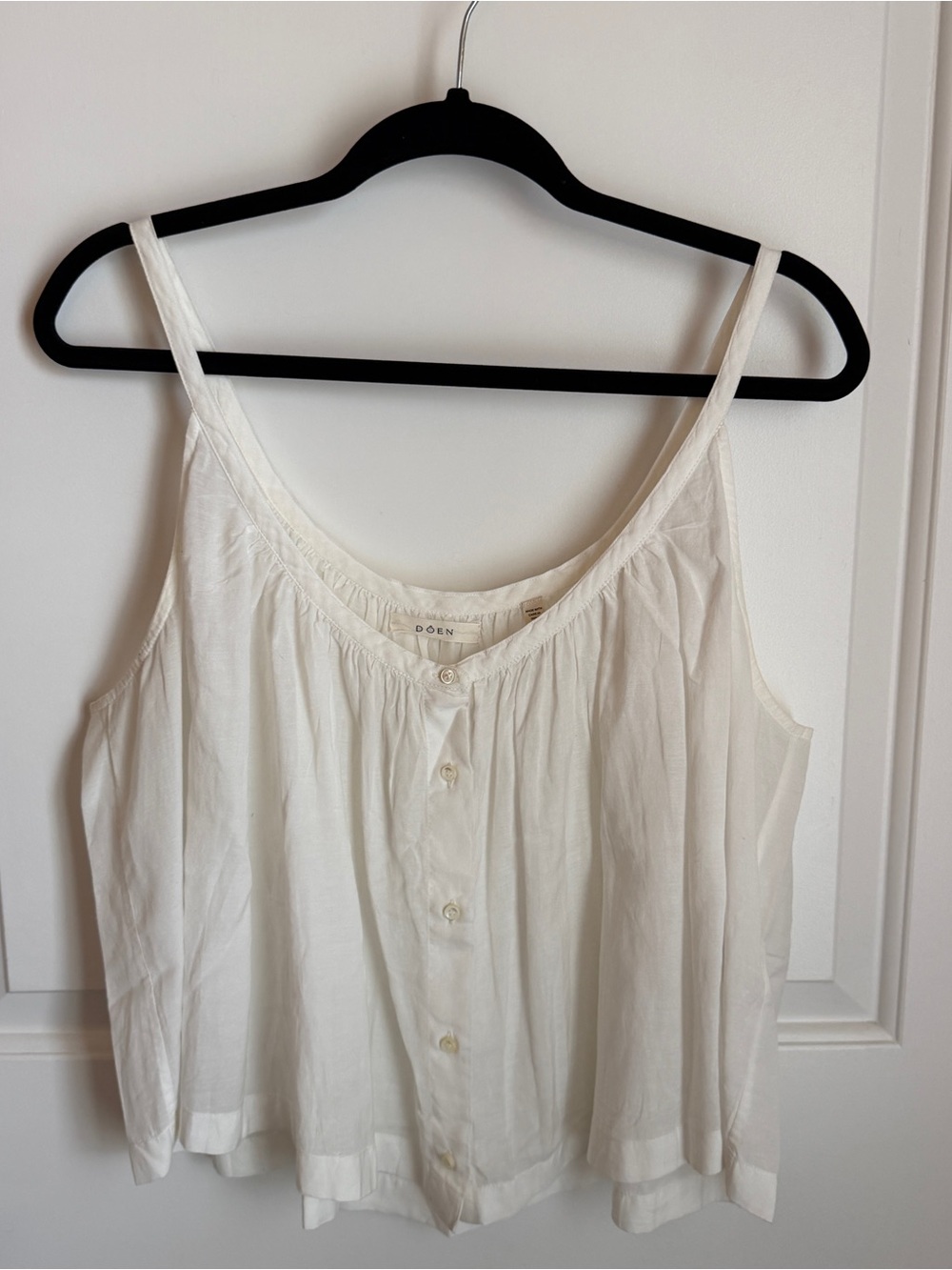 Doen Nalina White Button-Front Cotton Top